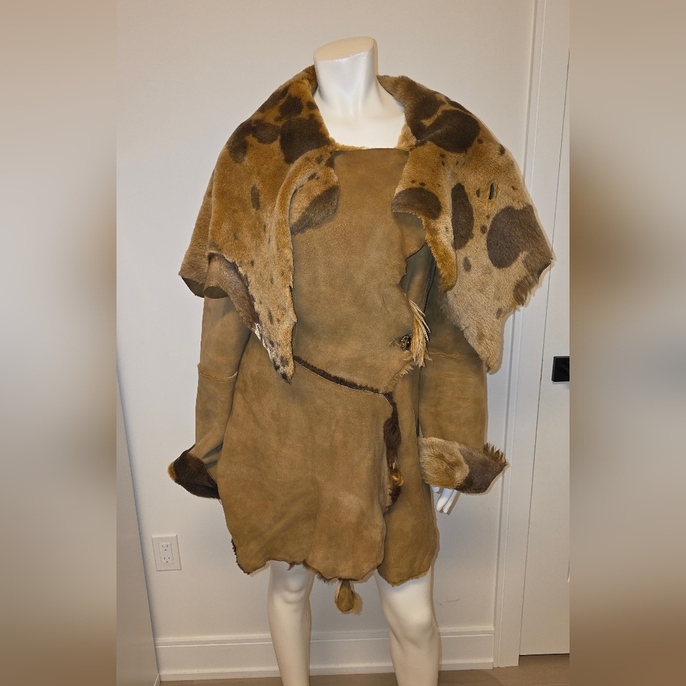 Rare Unique Designer Sheepskin Coat Raw Edges With Bag - Picture 9 of 16